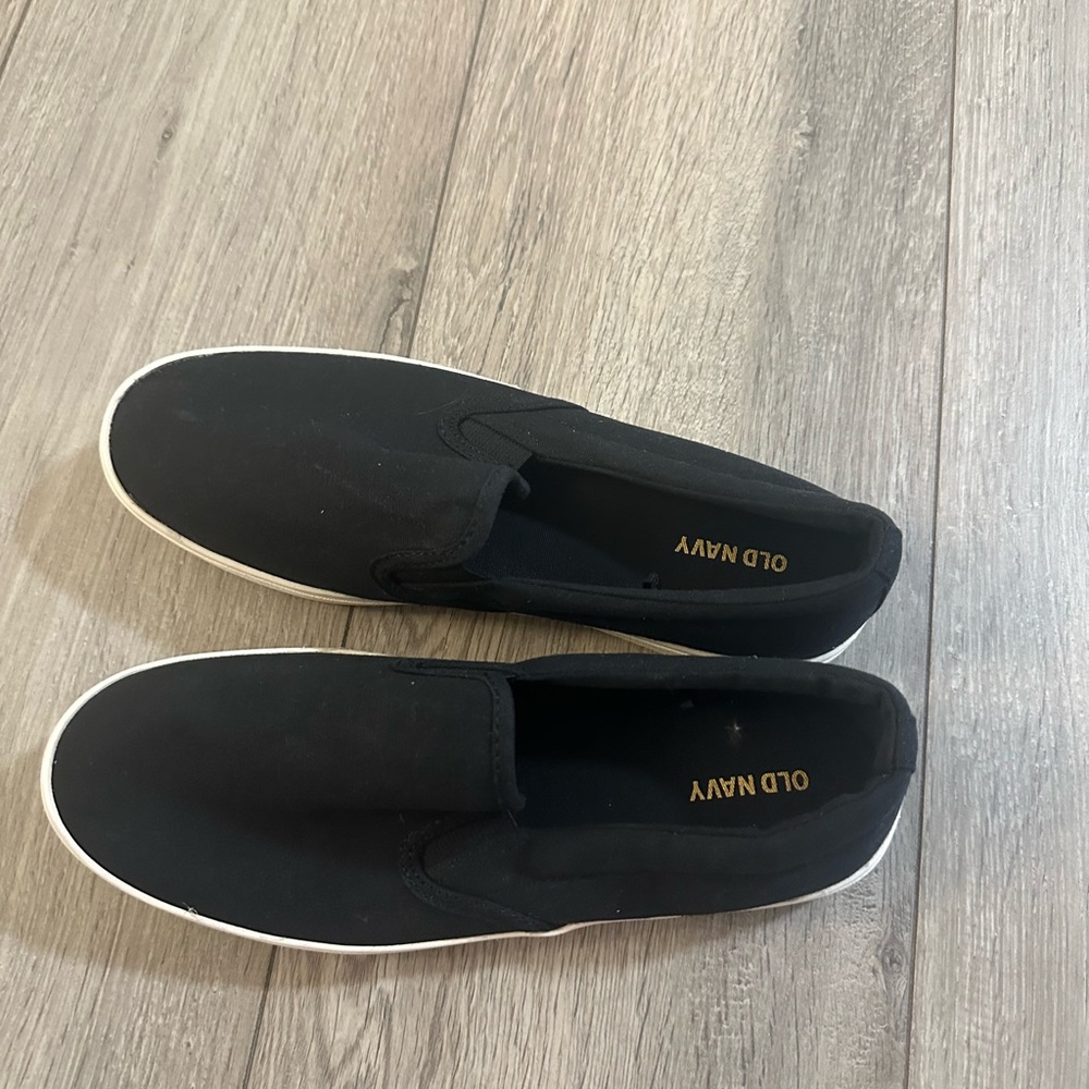 Old Navy Men's Black Canvas Slip-Ons